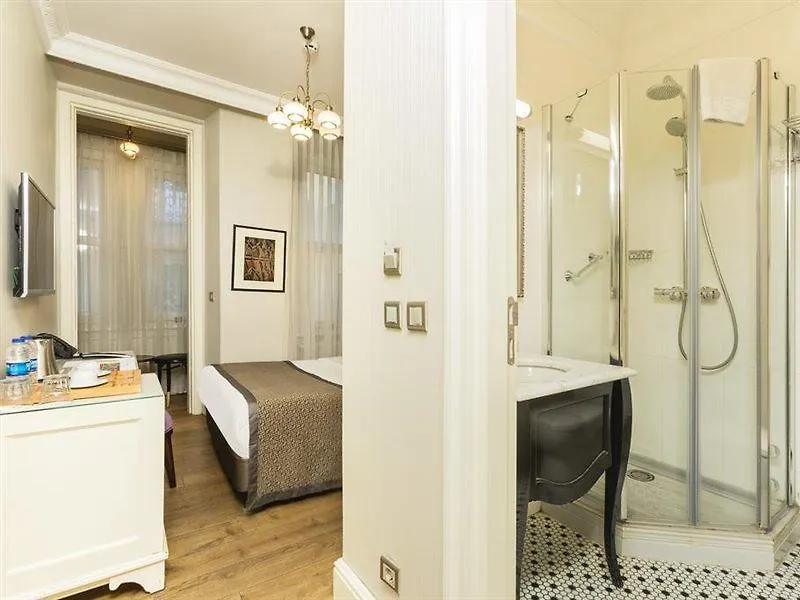 Meroddi Galata Mansion Istanbul 3*,
