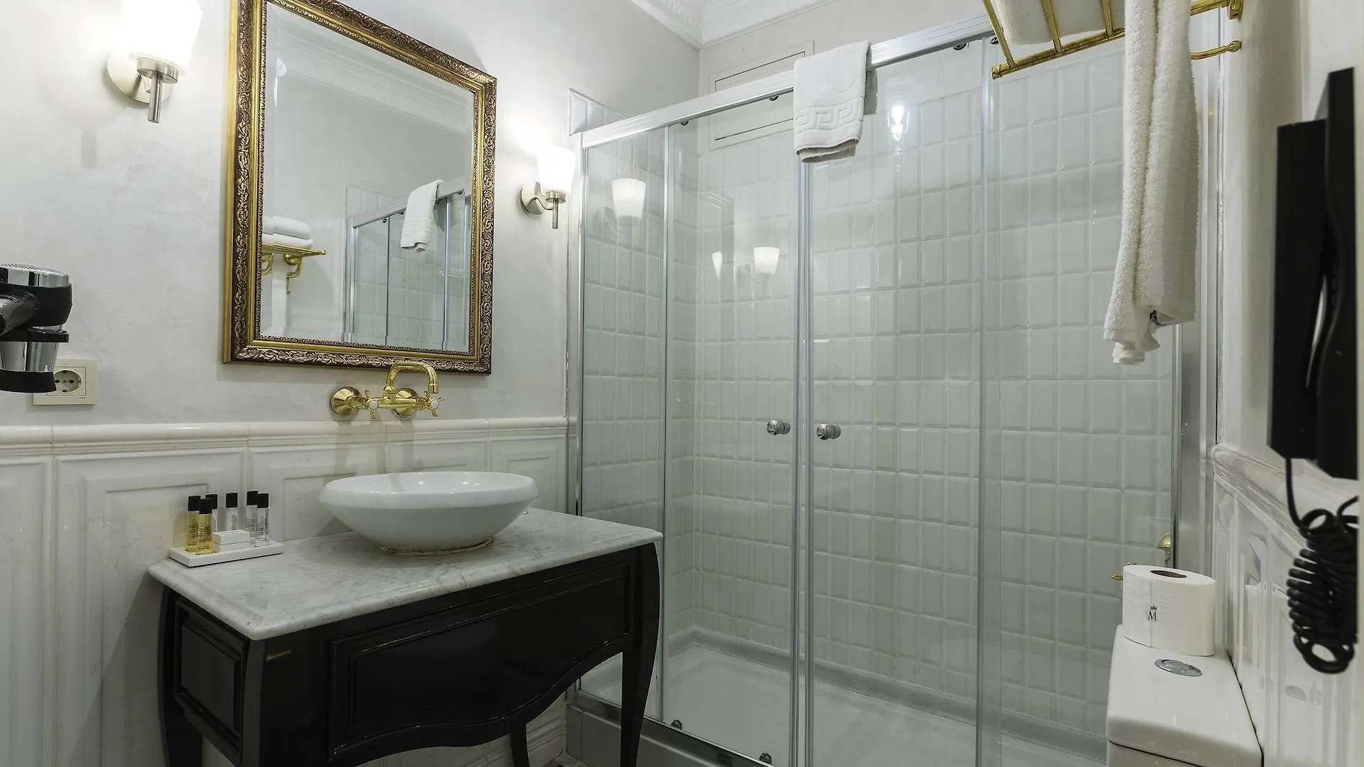 Meroddi Galata Mansion Istanbul 3*,